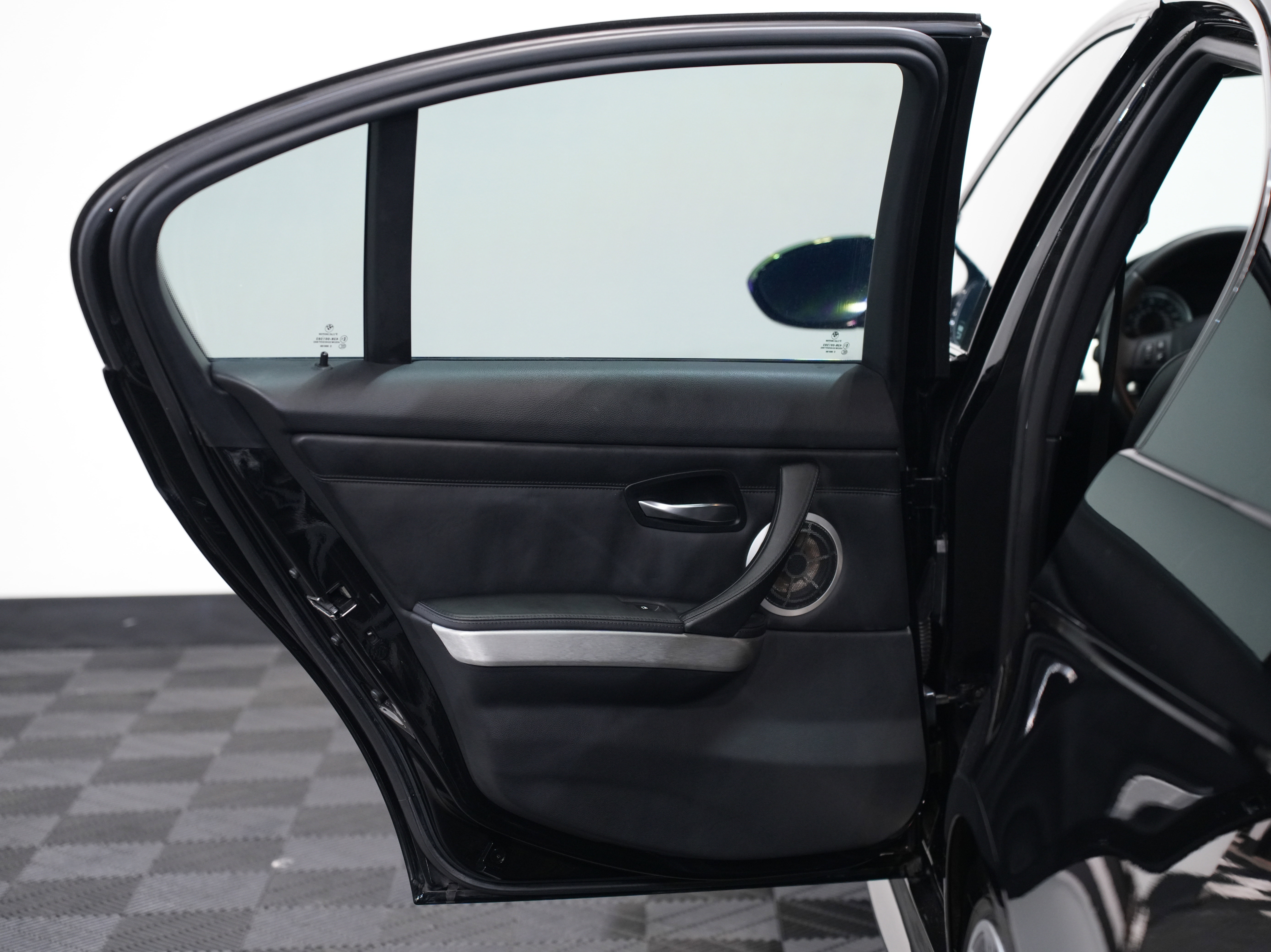 Used 2011 BMW M3 Sedan image 27