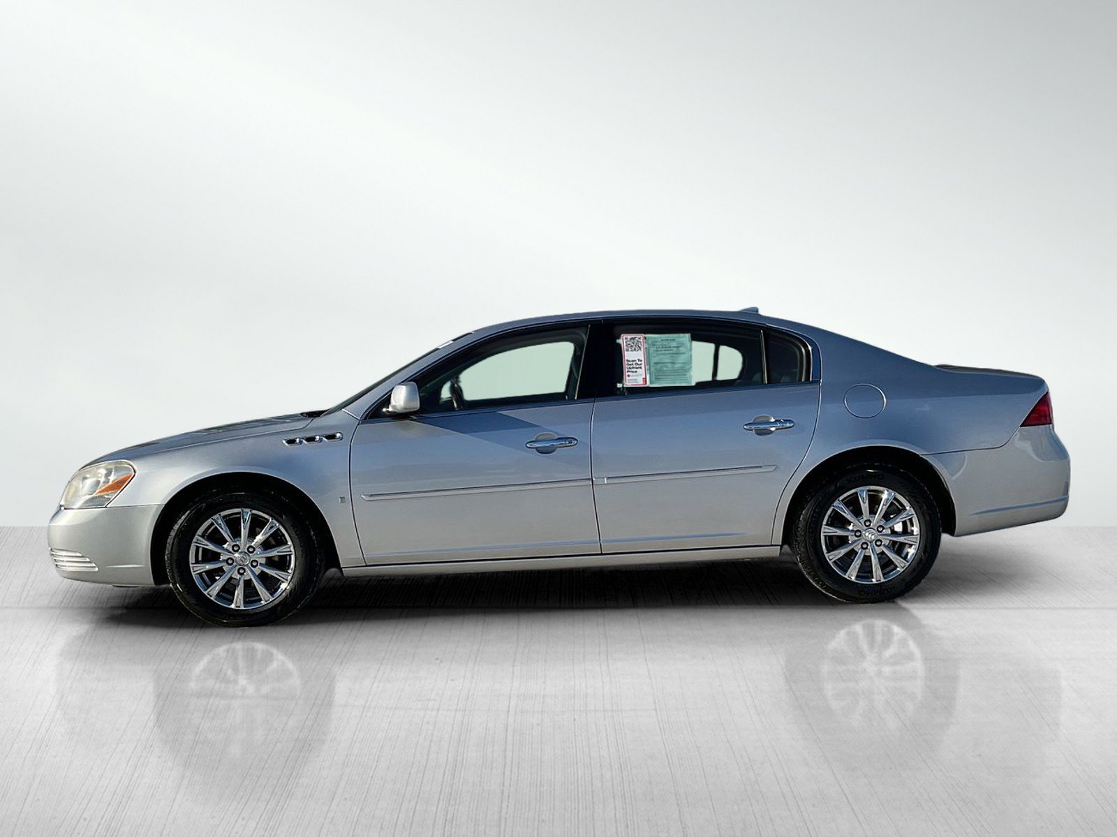 Used 2009 Buick Lucerne CXL image 2