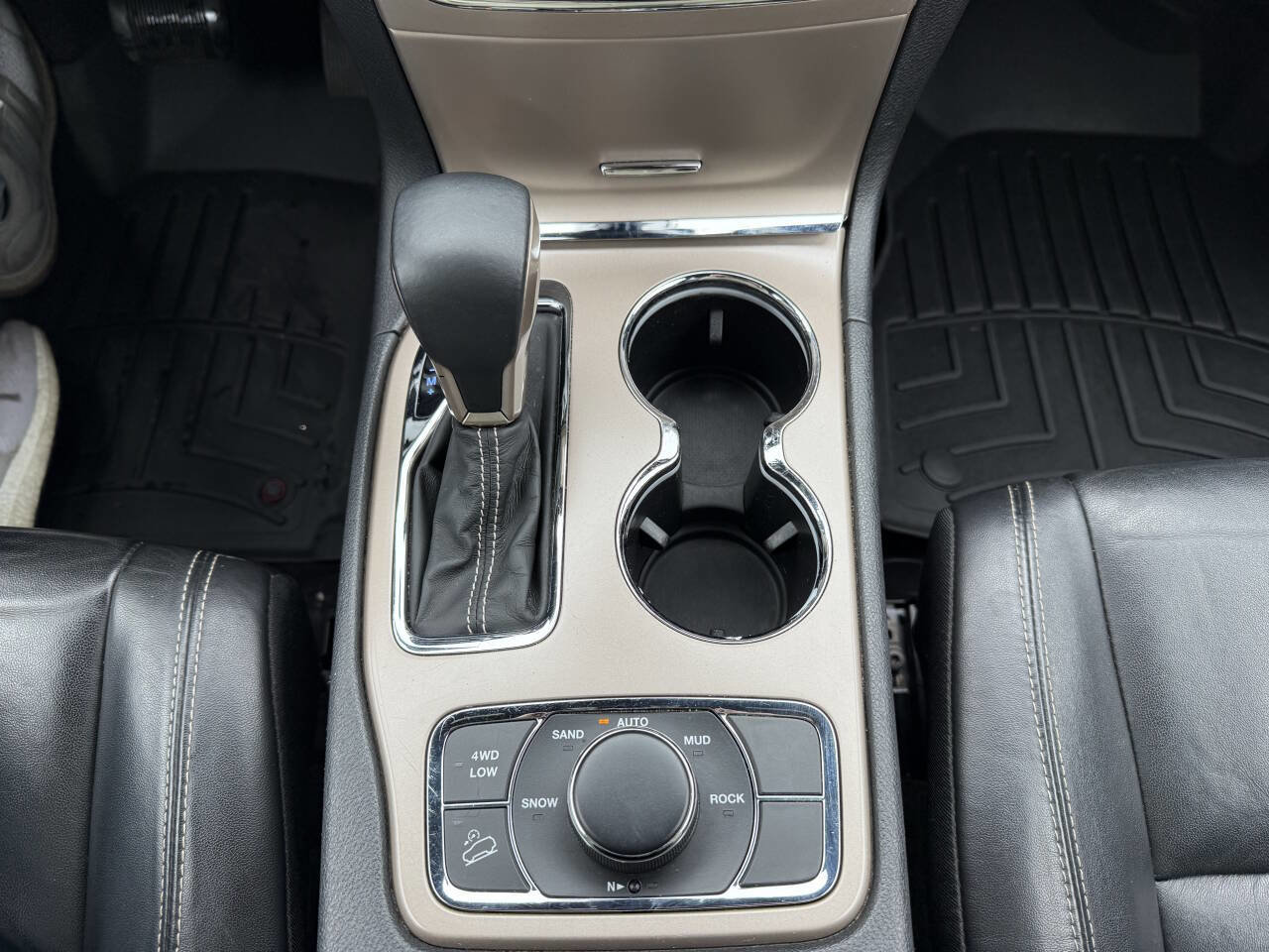 Used 2016 Jeep Grand Cherokee Limited image 23