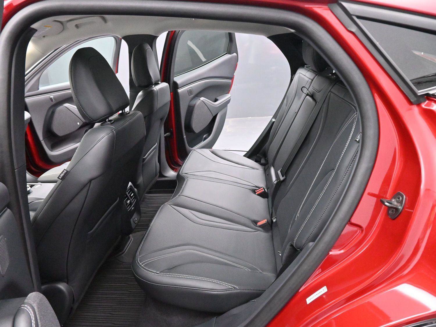 Used 2023 Ford Mustang Mach-E Premium image 31