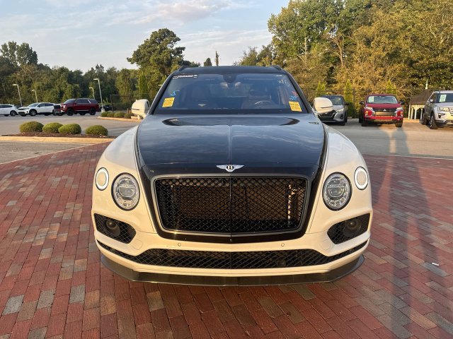 Used 2019 Bentley Bentayga AWD/4WD image 22