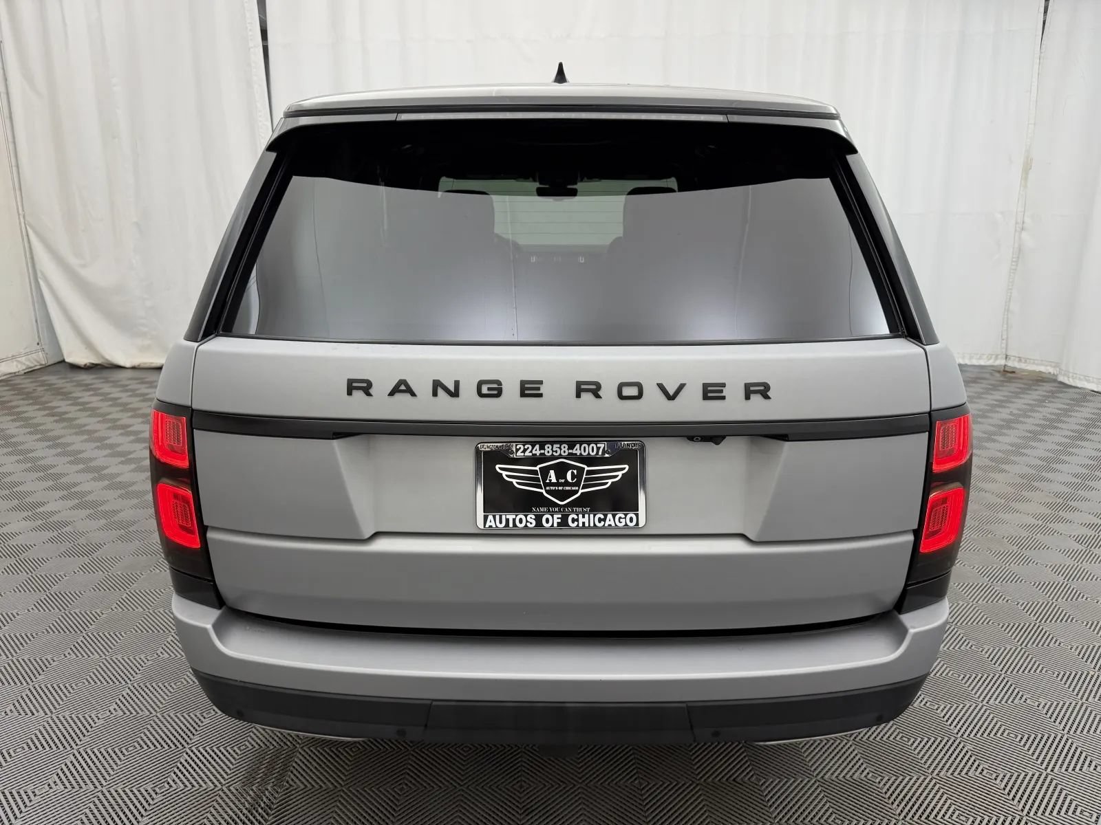 Used 2018 Land Rover Range Rover Long Wheelbase Autobiography AWD/4WD image 6