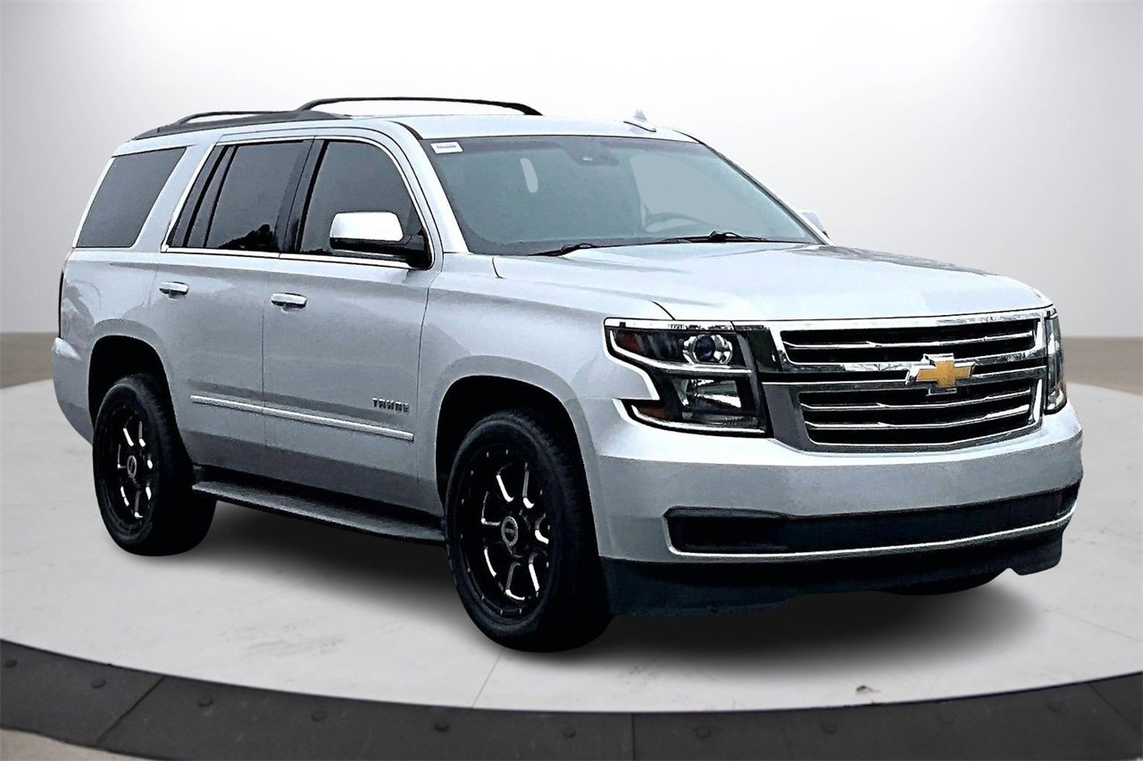 Used 2016 Chevrolet Tahoe LS w/ All-Season Package image 2