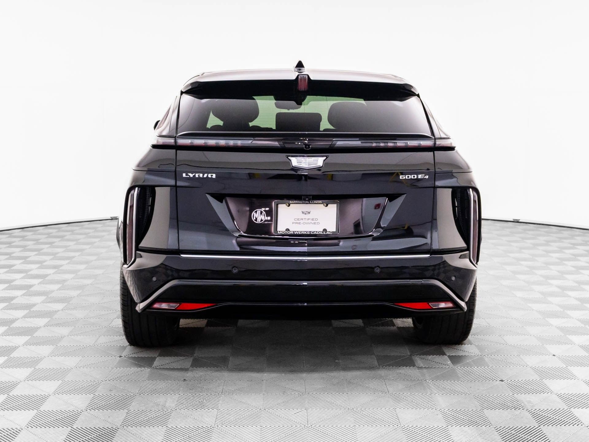 Certified 2025 Cadillac Lyriq Luxury w/ LPO, Floor Liner Package AWD/4WD image 5