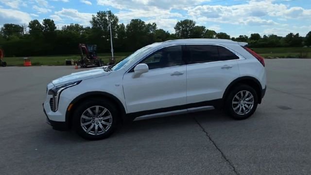 Used 2020 Cadillac XT4 Premium Luxury AWD/4WD image 4
