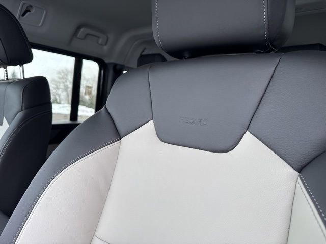 New 2025 INEOS Grenadier Fieldmaster Edition image 22