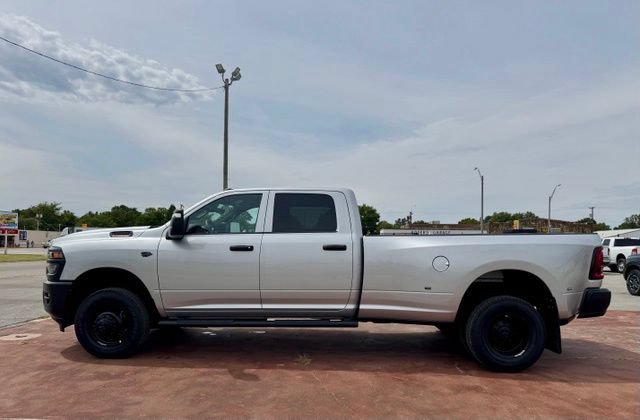 New 2027 RAM 3500 Tradesman AWD/4WD image 9