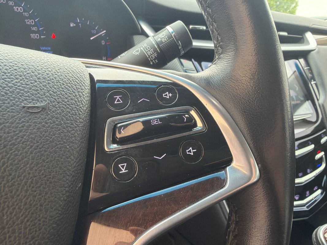 Used 2016 Cadillac XTS Luxury AWD/4WD image 33