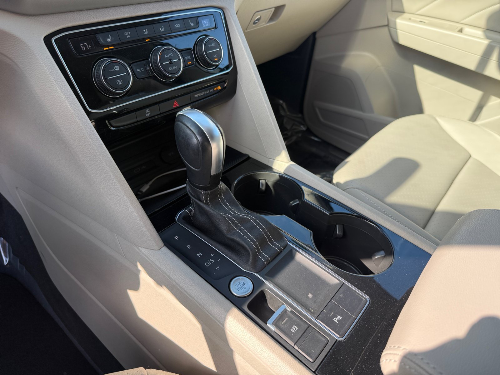 Certified 2023 Volkswagen Atlas SE FWD image 13
