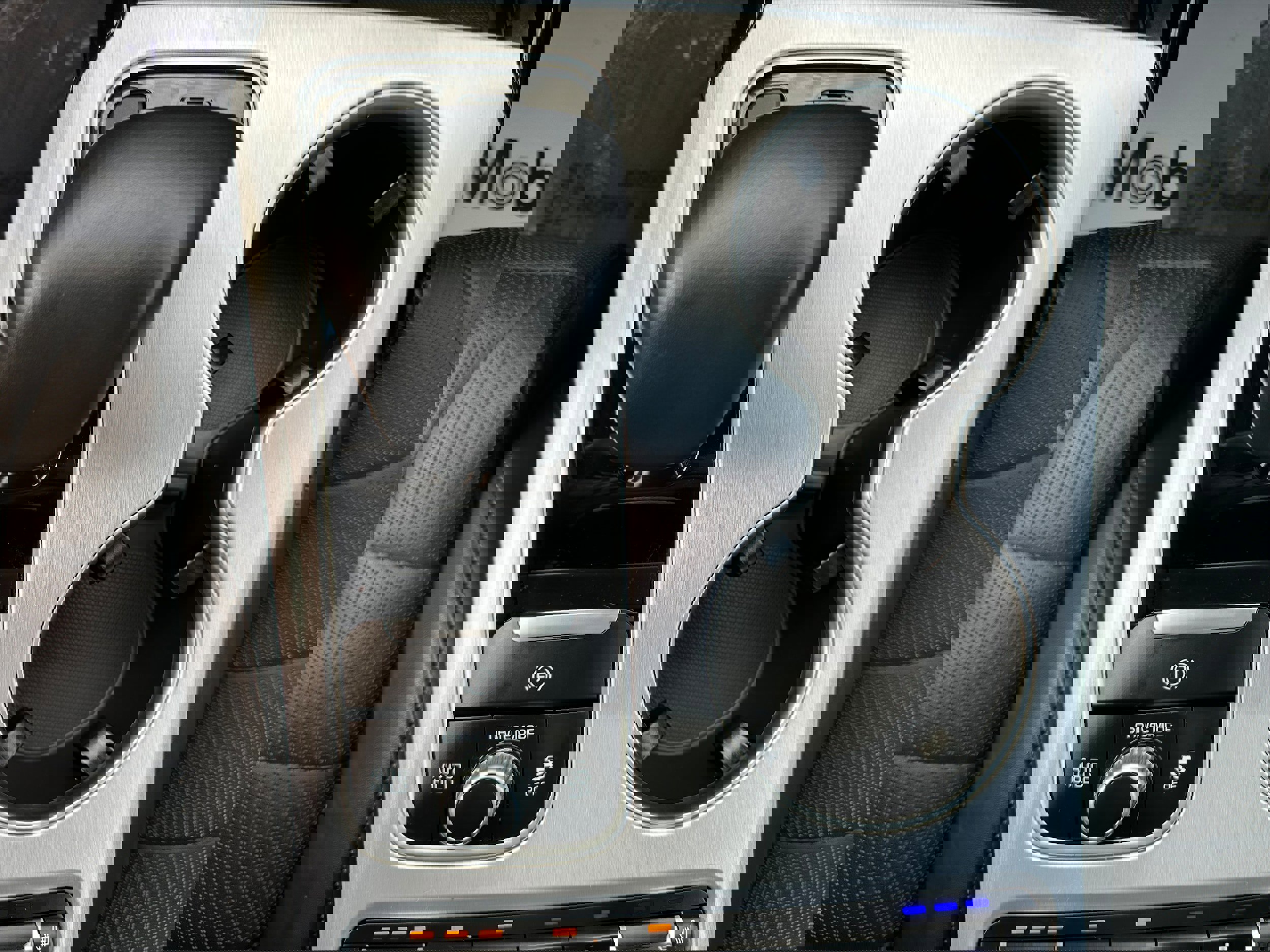 Used 2023 Kia Stinger GT2 image 37