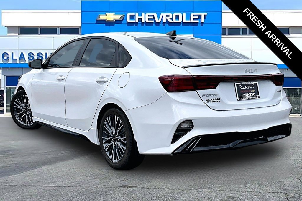 Used 2023 Kia Forte GT-Line FWD image 3