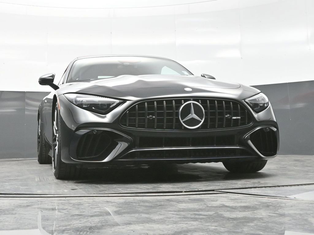 Used 2023 Mercedes-Benz SL 63 AMG 4MATIC w/ Driver Assistance Package image 15