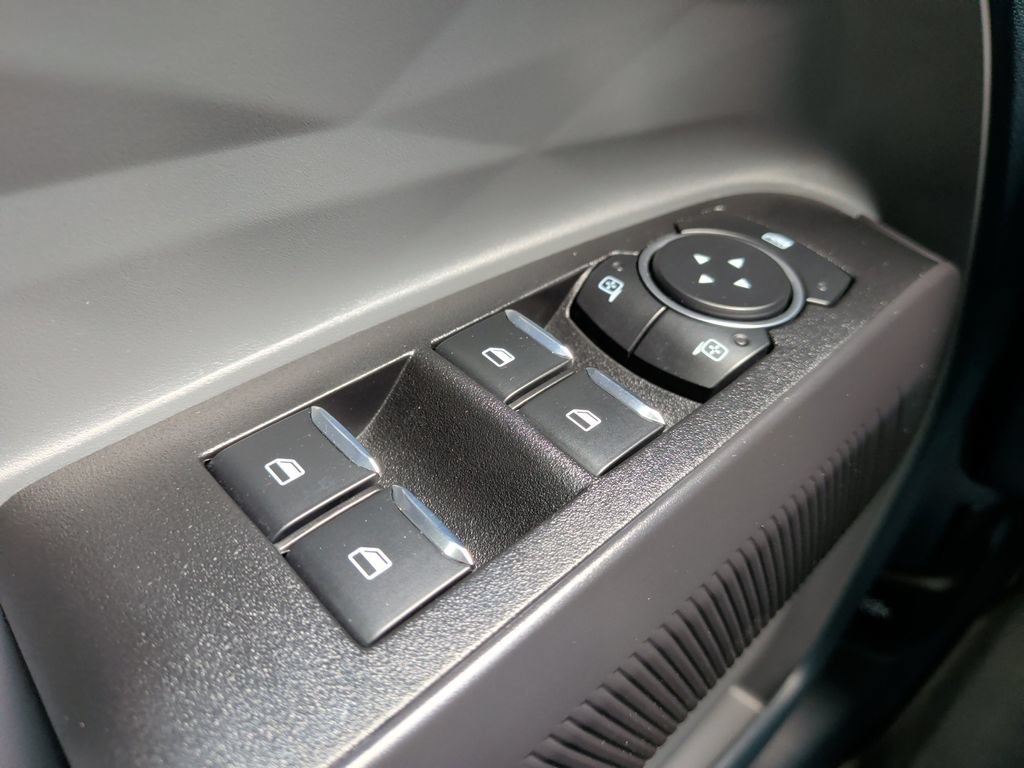 Used 2025 Ford Maverick Lobo AWD/4WD image 28
