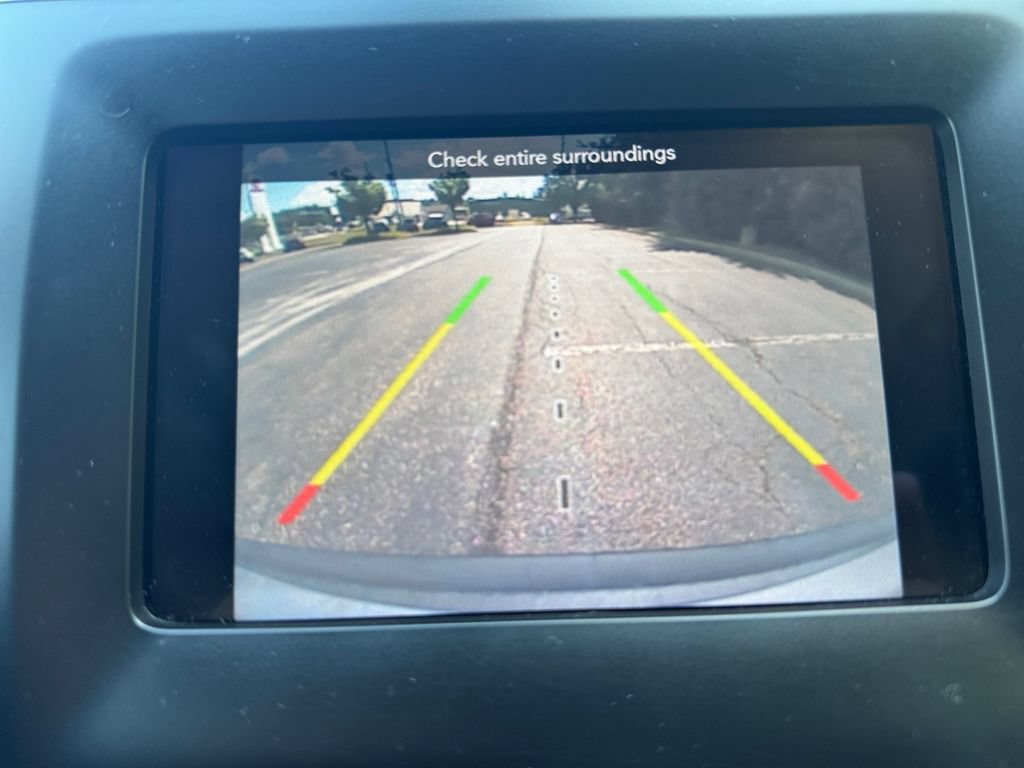 Used 2019 Jeep Cherokee Latitude Plus AWD/4WD image 25