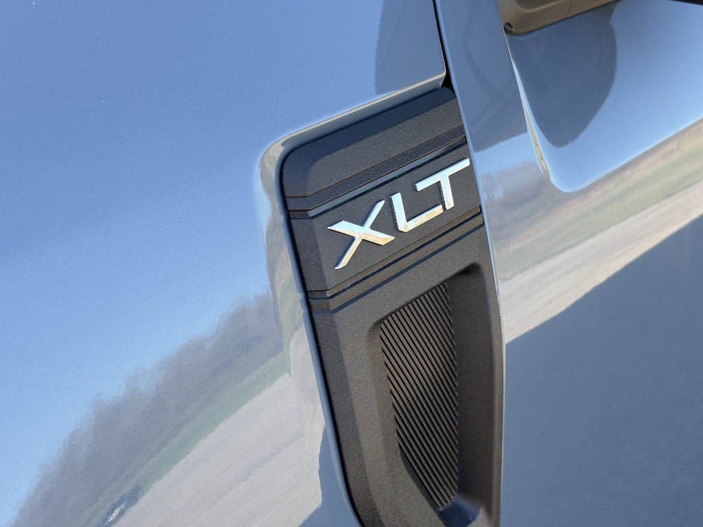 New 2026 Ford Maverick XLT image 9