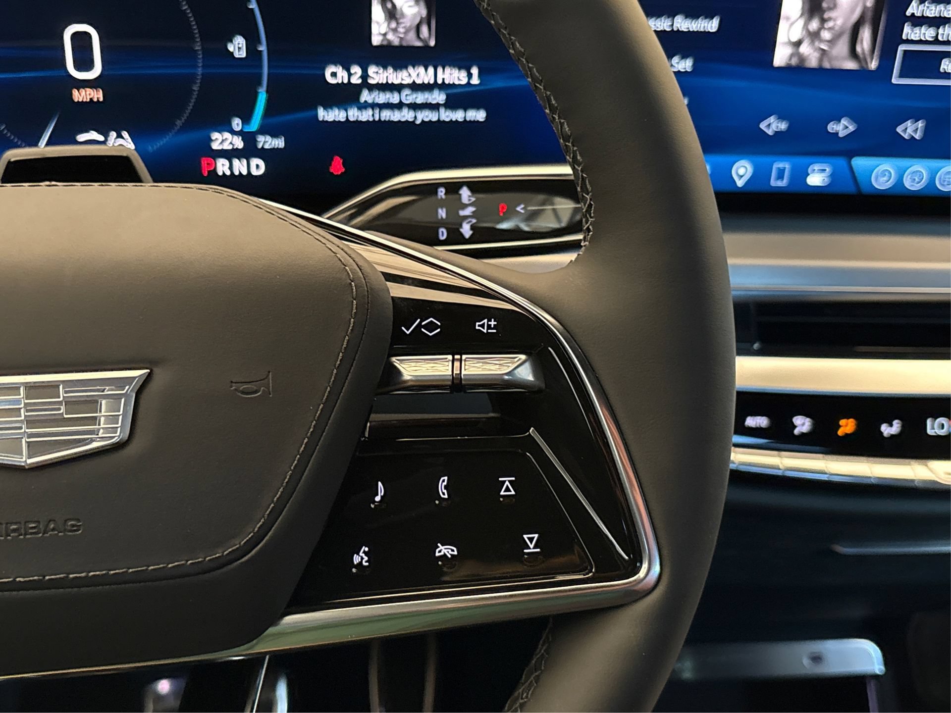 New 2026 Cadillac Lyriq Signature Luxury w/ Nappa Leather Package RWD image 28