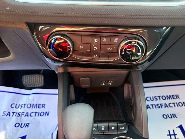 Used 2025 Chevrolet TrailBlazer LT AWD/4WD image 18