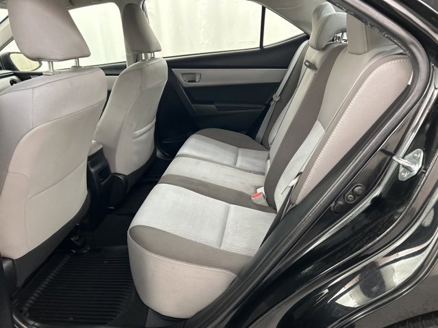 Used 2018 Toyota Corolla LE image 17