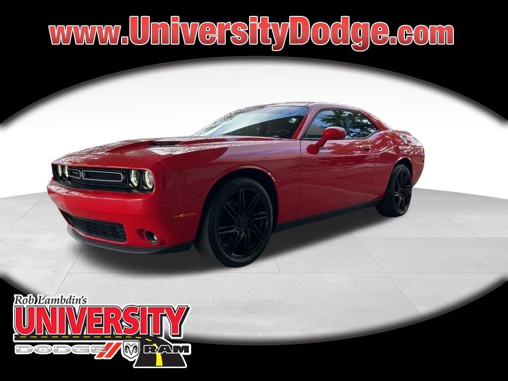Used 2018 Dodge Challenger SXT Plus image 1