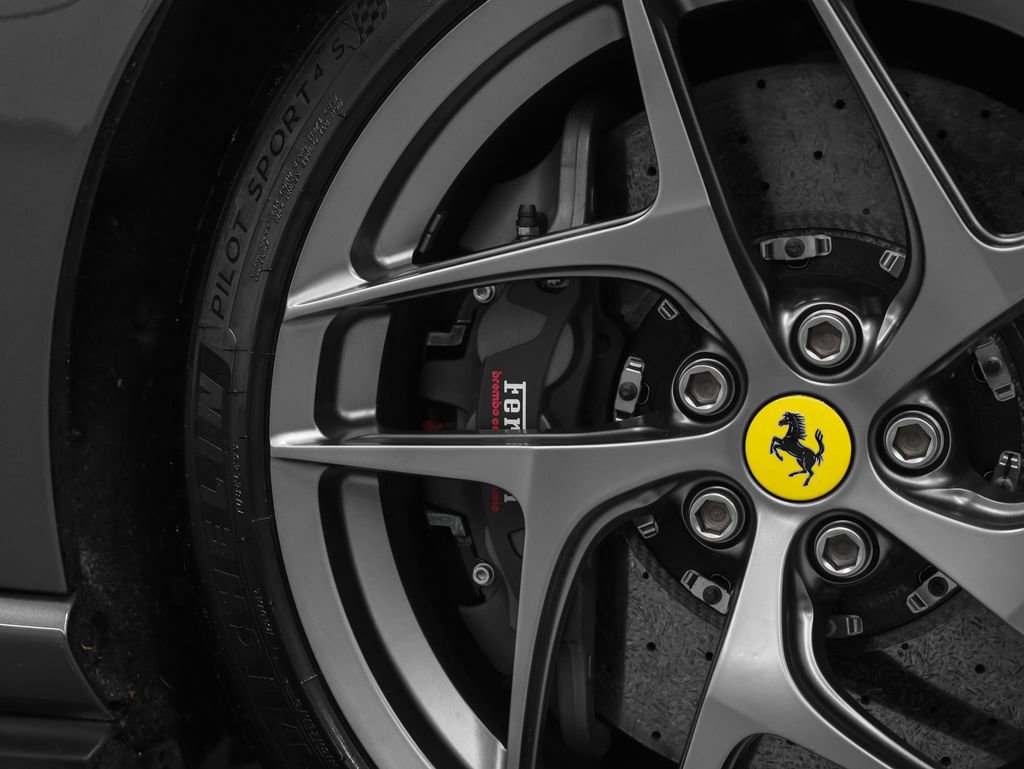 Certified 2018 Ferrari 812 Superfast image 10