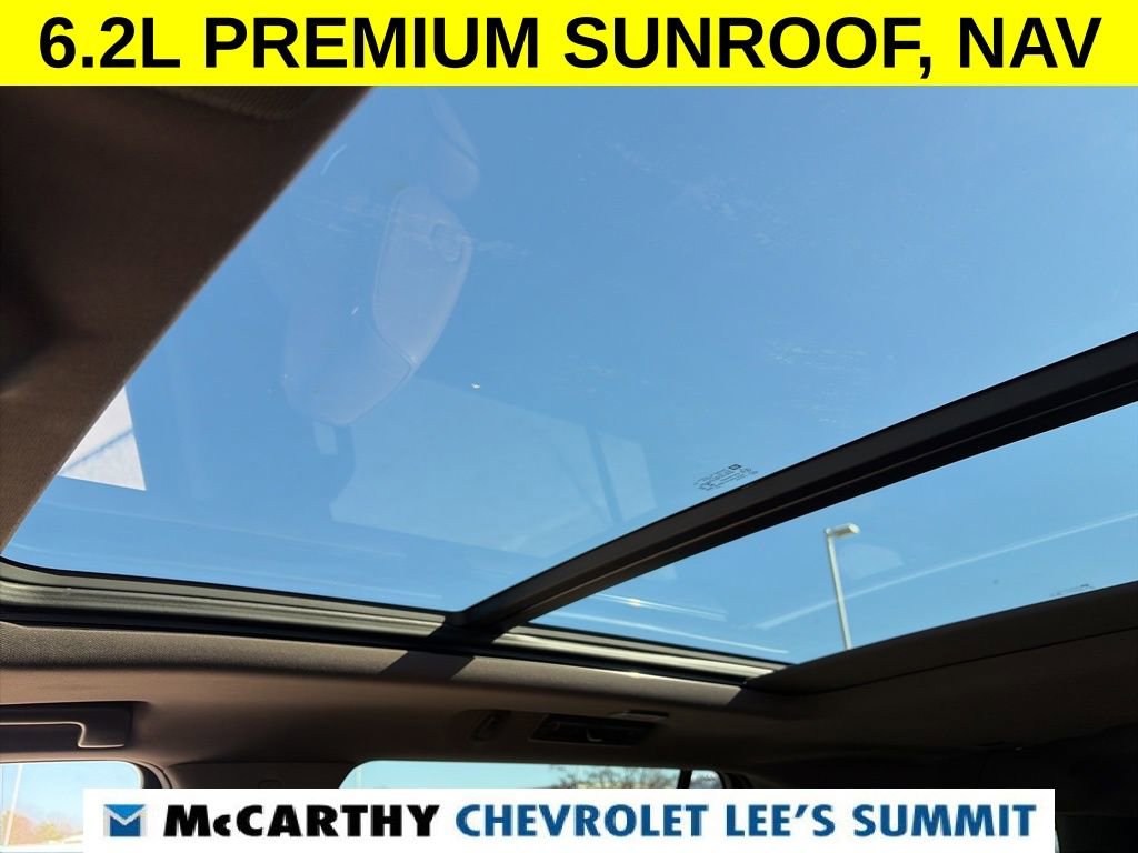 Used 2022 Cadillac Escalade ESV Premium Luxury image 6