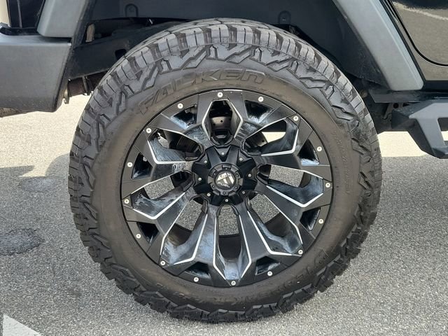 Used 2017 Jeep Wrangler Unlimited Sport w/ Max Tow Package image 7