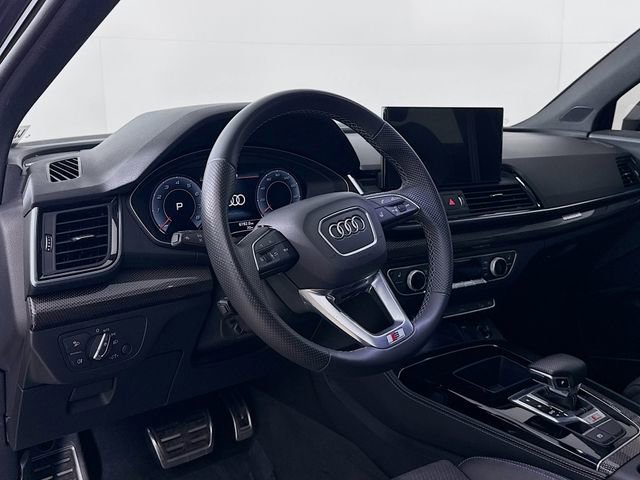 Used 2022 Audi SQ5 Premium Plus w/ Premium Plus Package image 9
