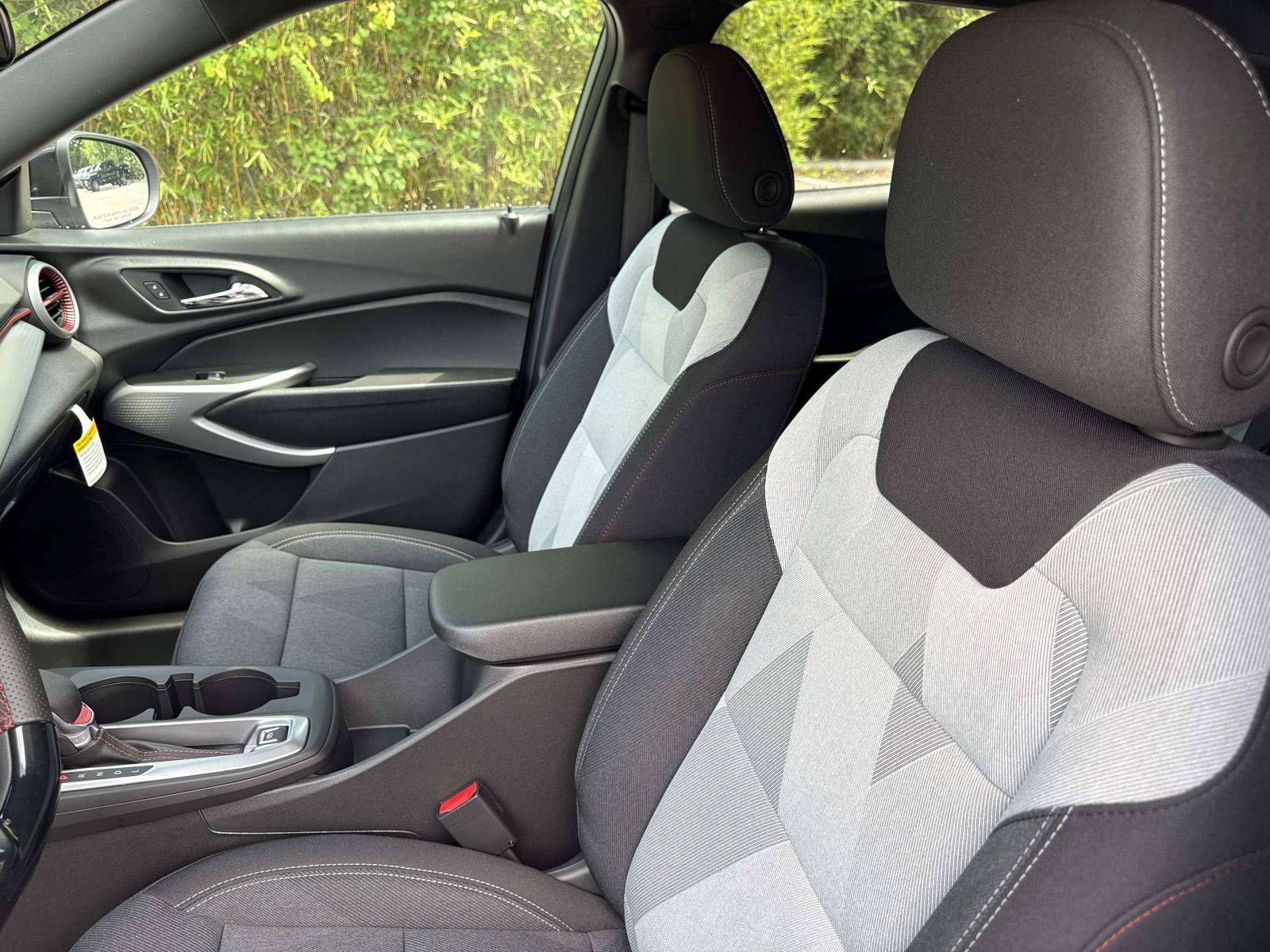 New 2026 Chevrolet Trax RS w/ Sunroof Package FWD image 20