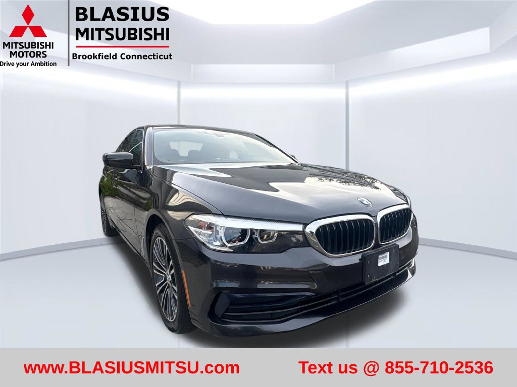 Used 2019 BMW 530i xDrive w/ Convenience Package AWD/4WD image 5