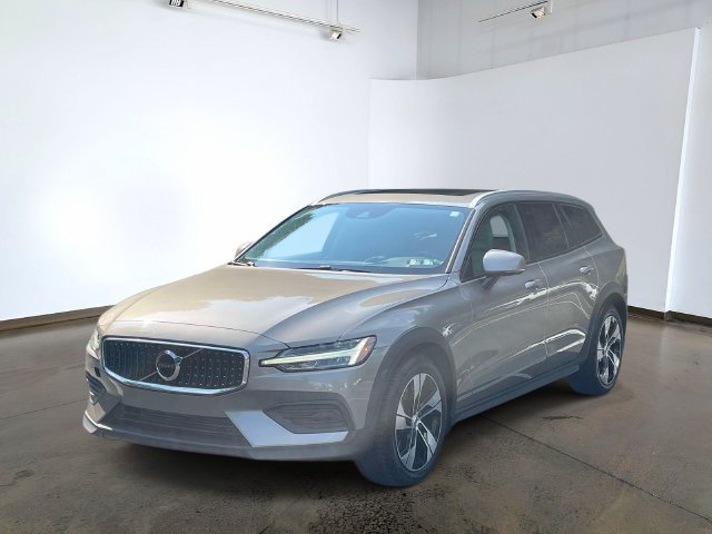 Used 2020 Volvo V60 T5 Cross Country