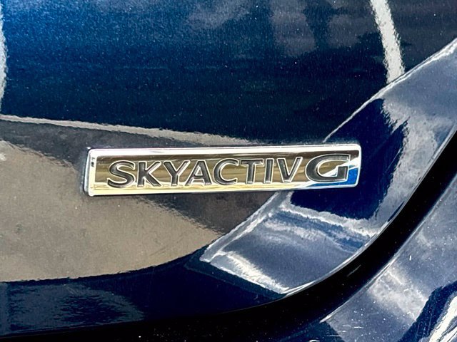 Used 2021 MAZDA MAZDA3 s FWD image 5