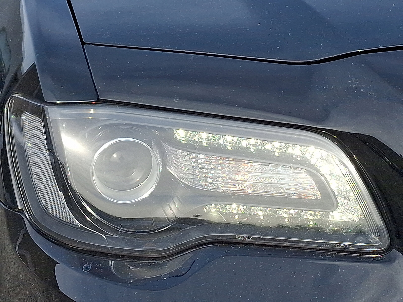 Certified 2023 Chrysler 300 S image 10