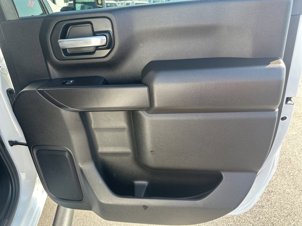 Used 2024 Chevrolet Silverado 3500 W/T image 26