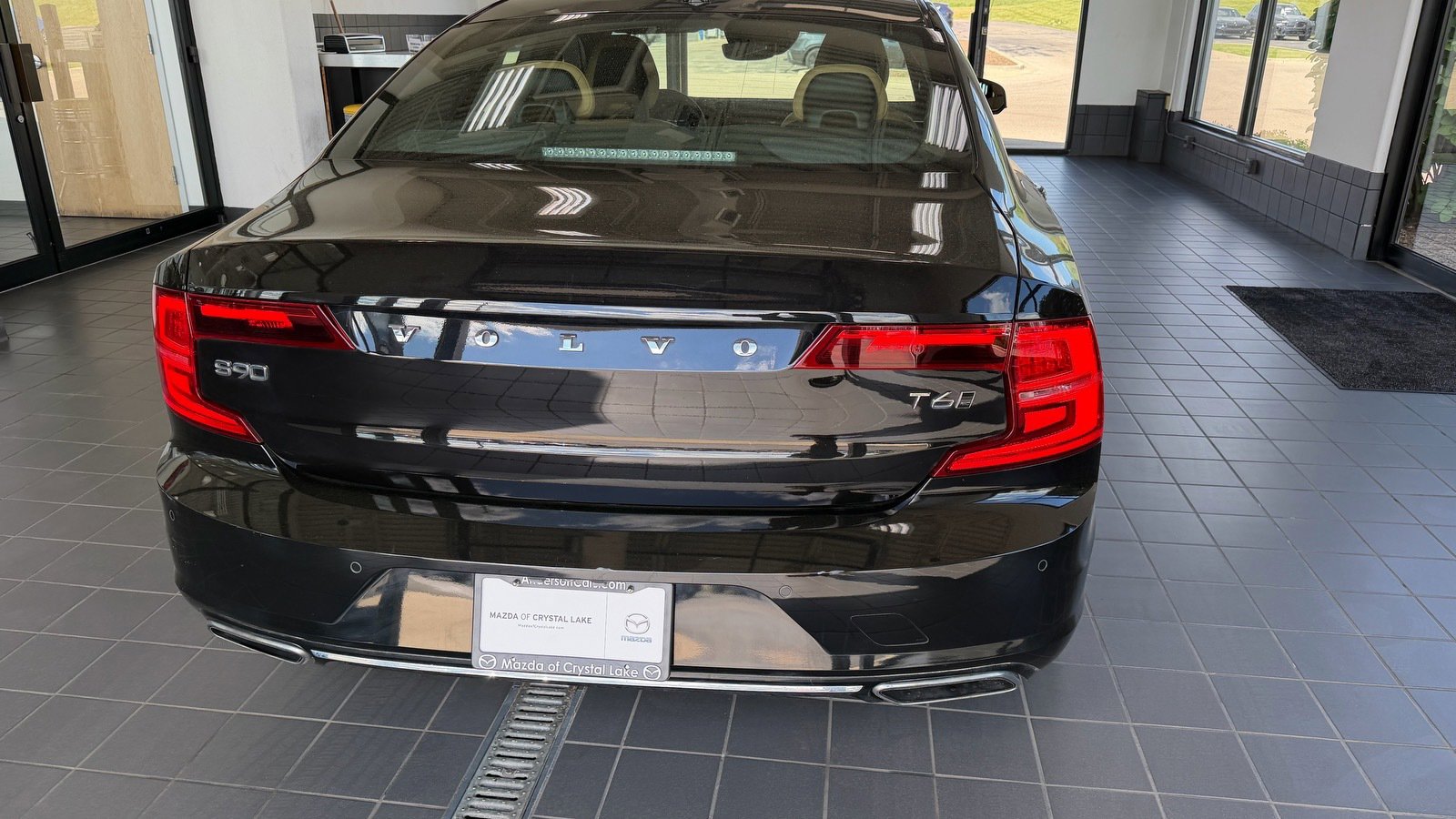 Used 2017 Volvo S90 T6 Momentum w/ Vision Package AWD/4WD image 5