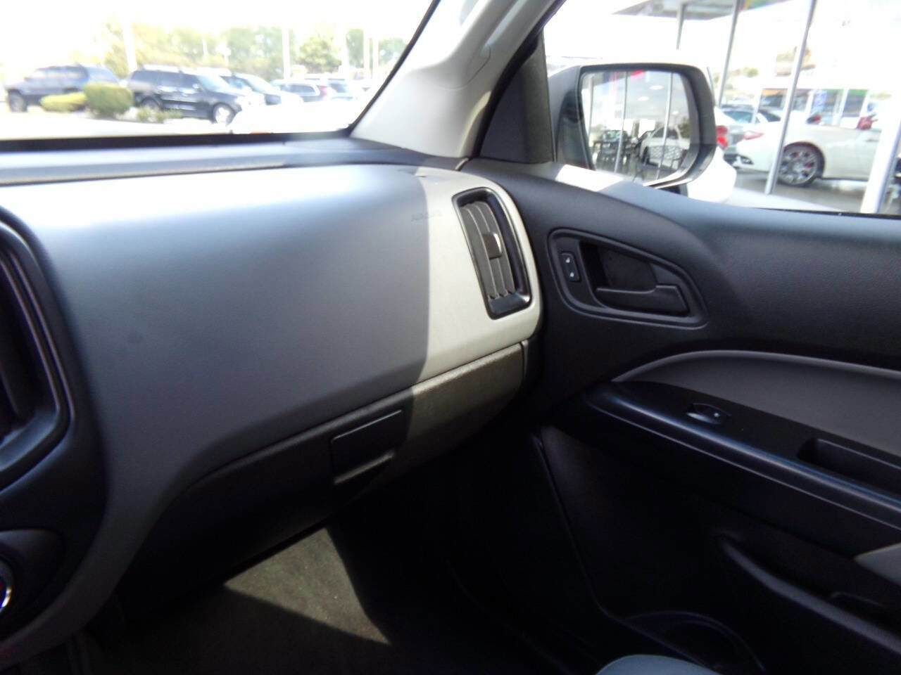 Used 2020 Chevrolet Colorado W/T w/ Custom Special Edition image 33