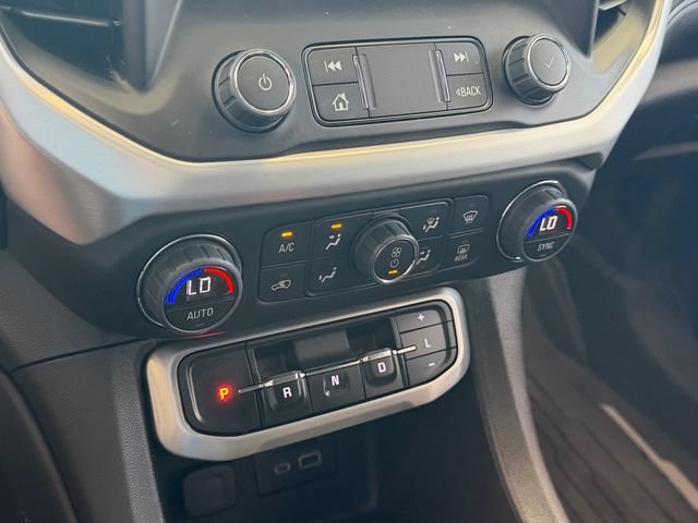 Used 2023 GMC Acadia SLT w/ Elevation Edition FWD image 21