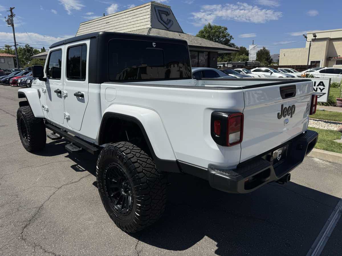 Used 2022 Jeep Gladiator Sport AWD/4WD image 3