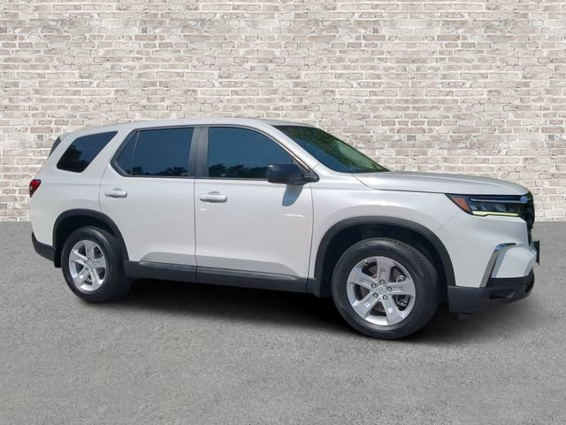 Used 2023 Honda Pilot LX