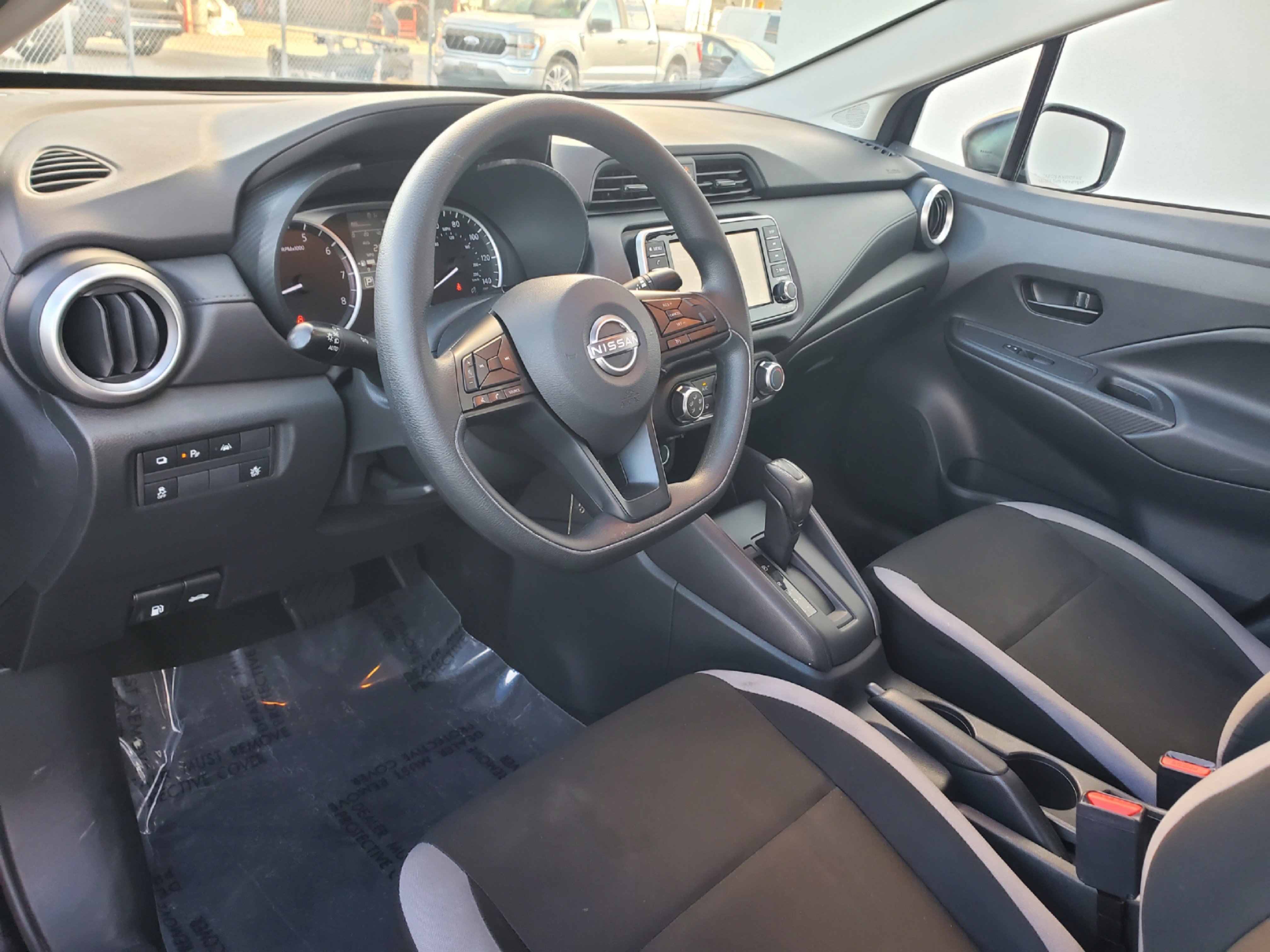 Used 2025 Nissan Versa S w/ S Plus Package image 9