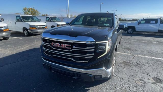 Used 2022 GMC Sierra 1500 SLT w/ Max Trailering Package image 5