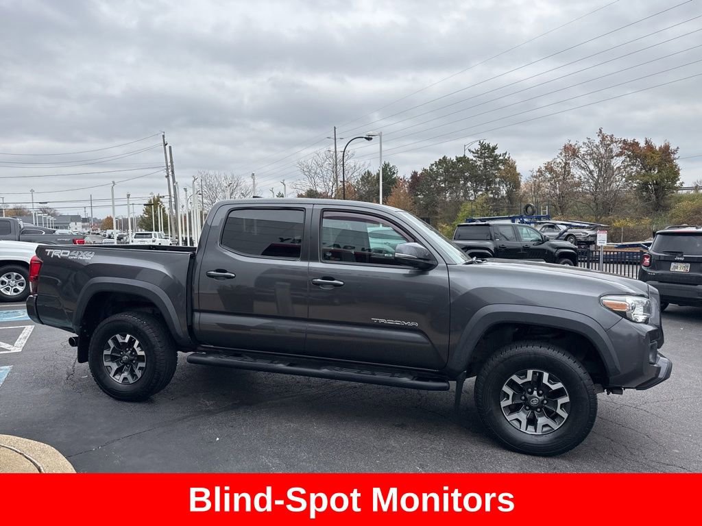 Used 2019 Toyota Tacoma TRD Off-Road image 8