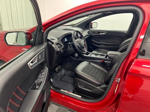 Used 2024 Ford Edge ST-Line AWD/4WD image 12