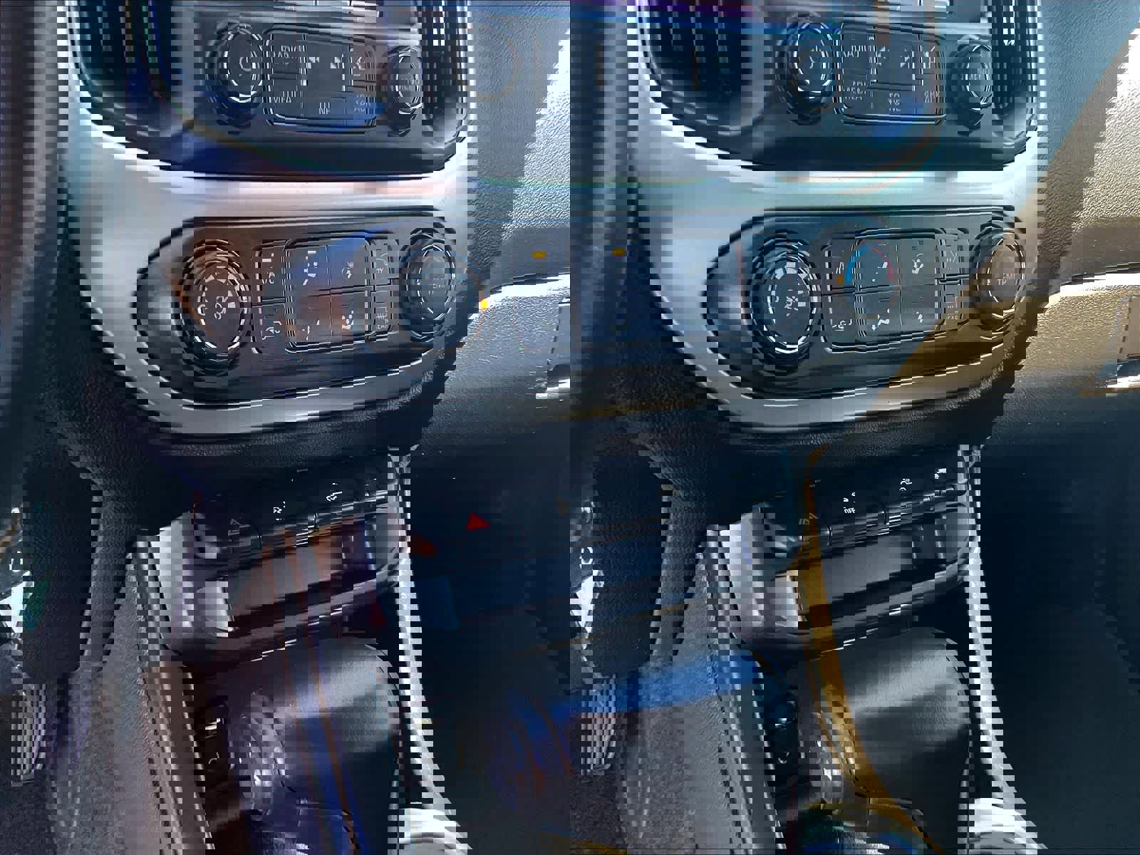 Used 2017 Chevrolet Colorado LT w/ LT Convenience Package image 34