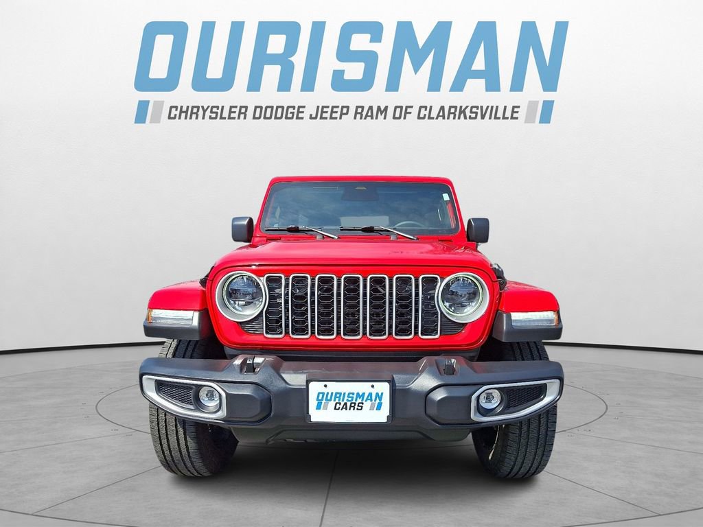 Used 2025 Jeep Wrangler Unlimited Sahara image 2