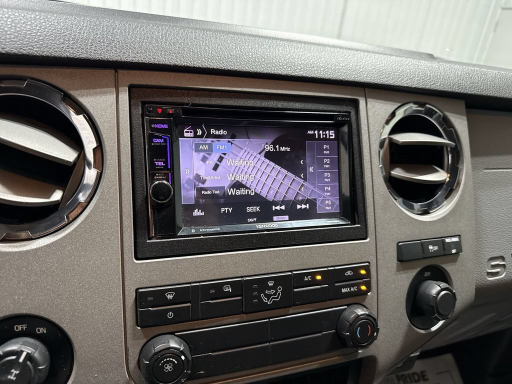 Used 2015 Ford F250 XLT w/ XLT Premium Package RWD image 13