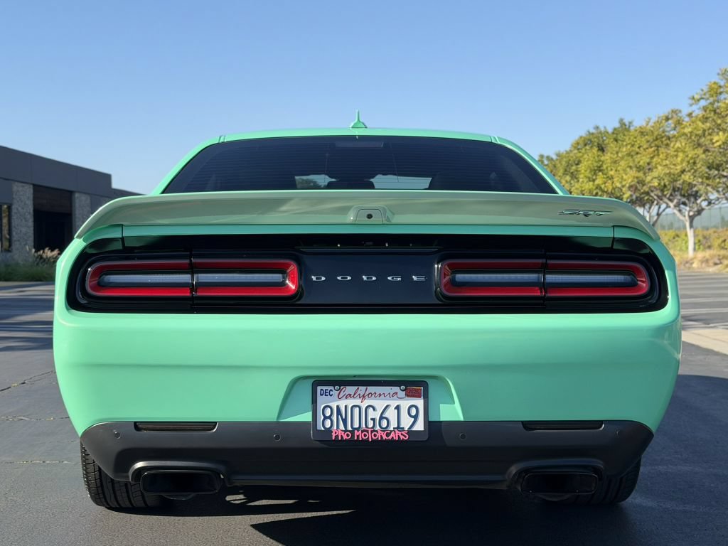 Used 2016 Dodge Challenger SRT Hellcat RWD image 10