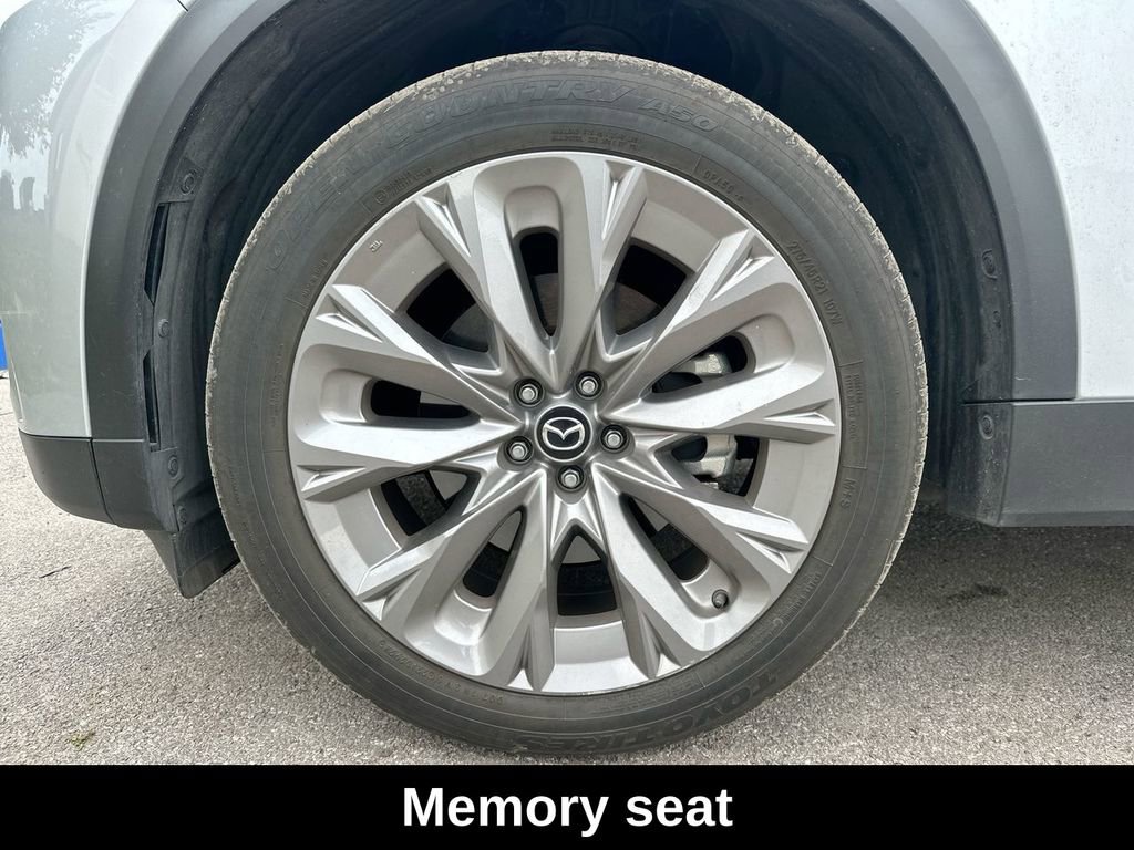Used 2025 MAZDA CX-90 3.3 Turbo w/ Premium Plus Pkg image 11