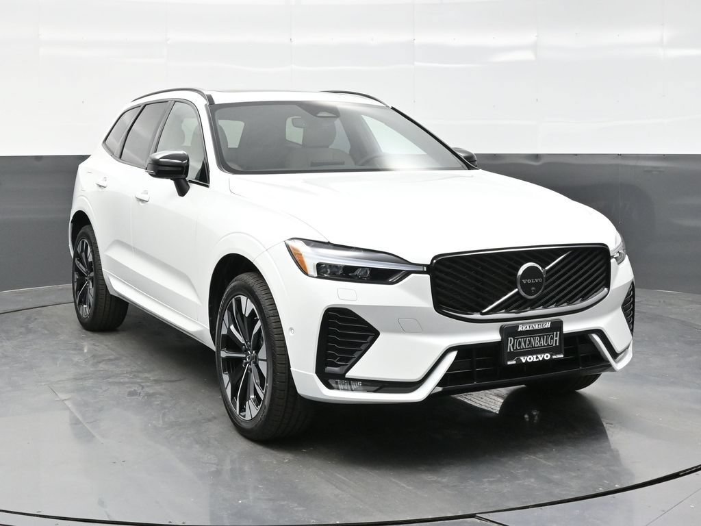 New 2026 Volvo XC60 B5 Plus w/ Climate Package PRO