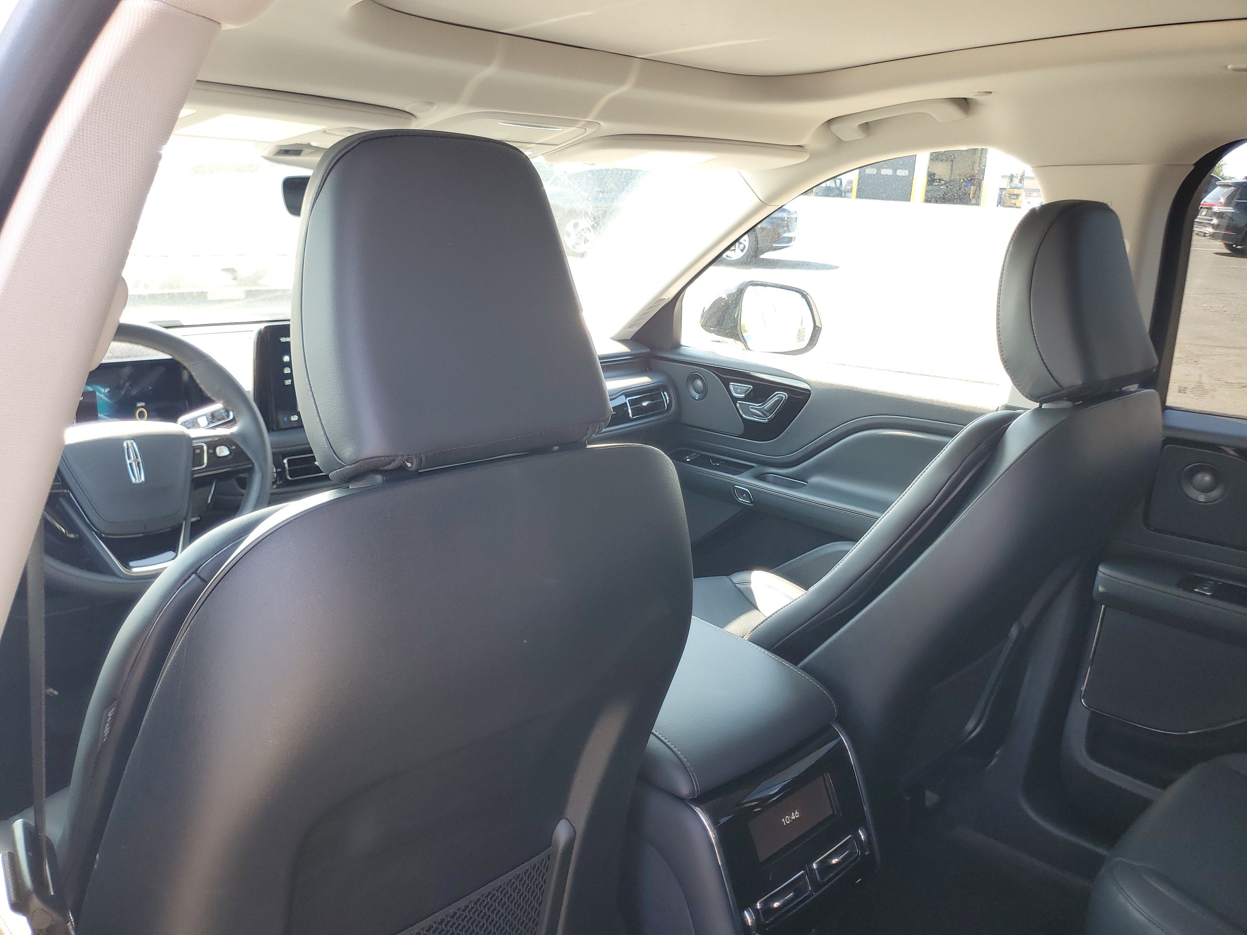 New 2026 Lincoln Aviator Reserve w/ Jet Appearance Package AWD/4WD image 24
