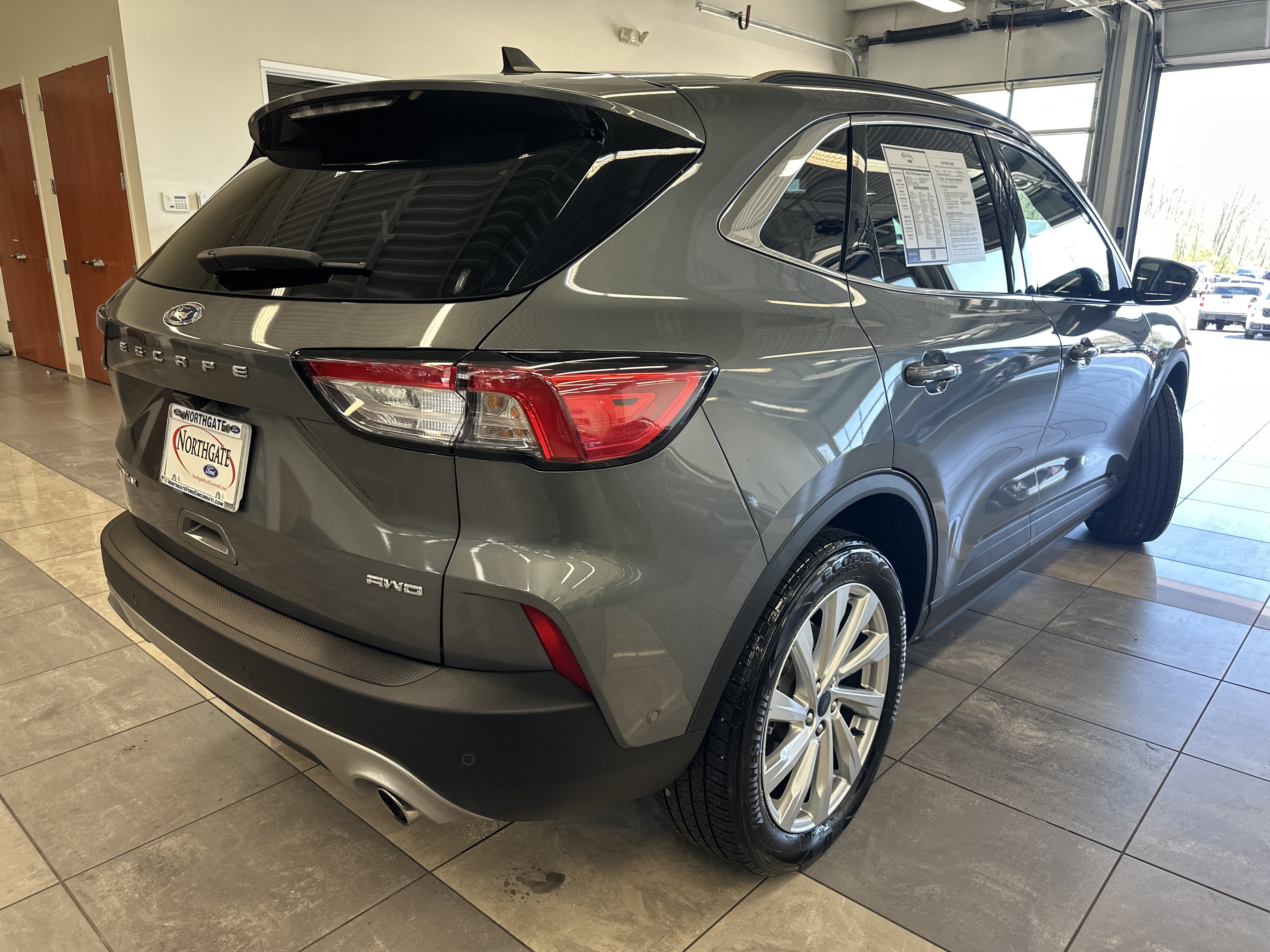 Used 2022 Ford Escape Titanium w/ Titanium Elite Package image 13